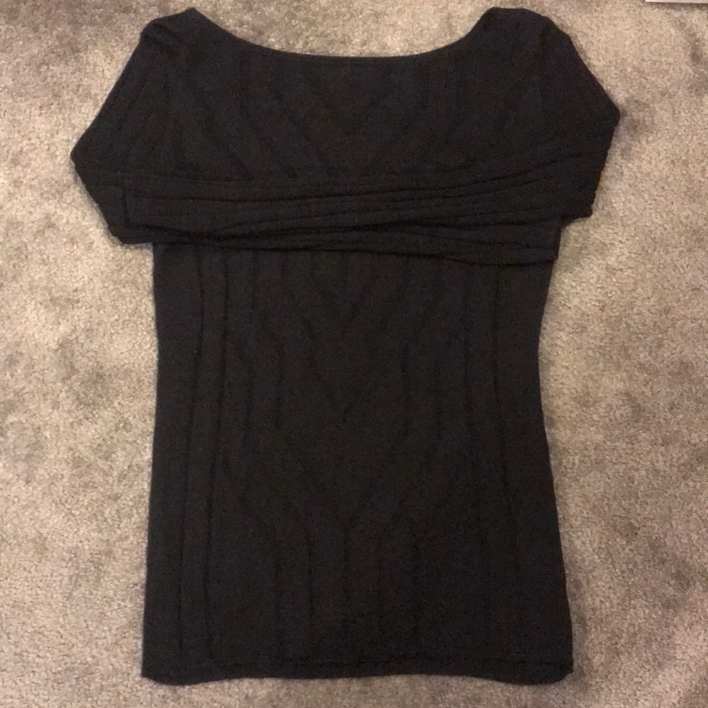 *LIKE NEW*Liz Claiborne Black Pattern Long Sleeve